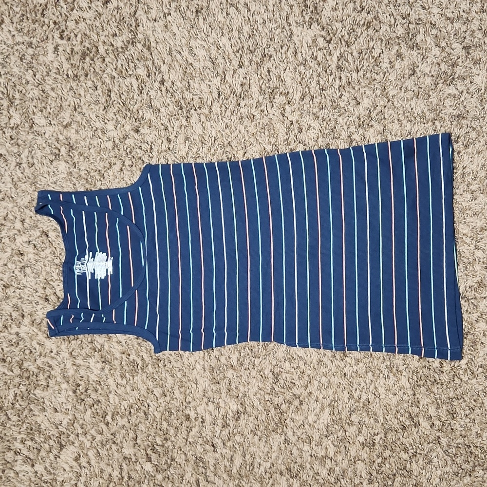 Time and tru medium tank top